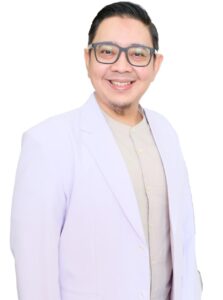 Dokter Spesialis Penyakit Dalam Dirga Sakti Rambe
