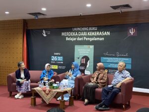 Peluncuran buku “Merdeka dari Kekerasan” di Bandung, Sabtu, 26 April 2025.