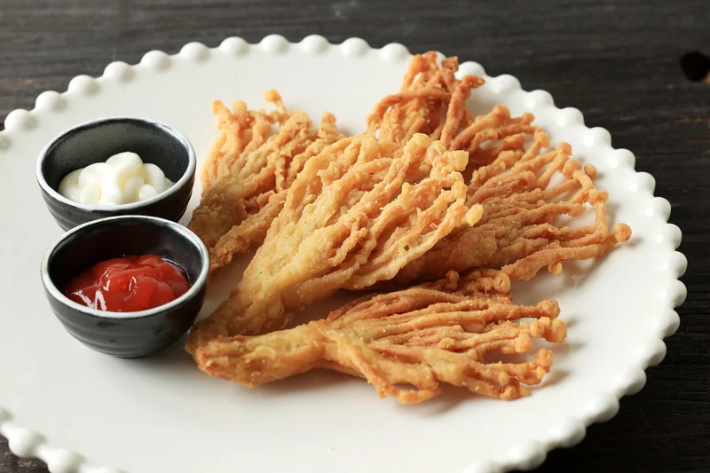 IKA RAHMA/CANVA Crispy mushroom