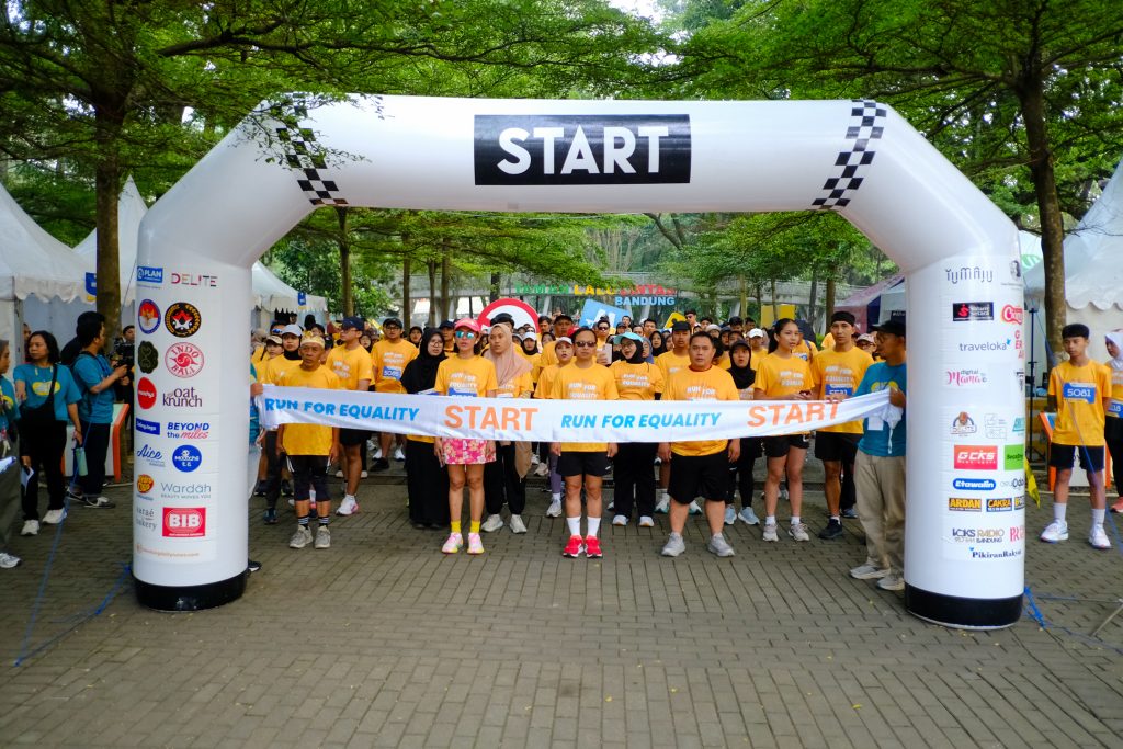 Run for Equality Bandung di Taman Lalu Lintas Ade Irma Suryani, Minggu, 27 Juli 2025. (Doc. Plan Indonesia)