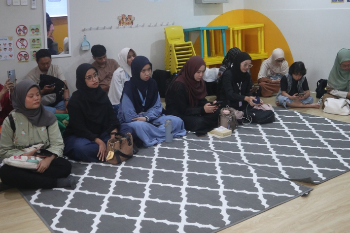 Temu Perempuan Minimalis 2026
